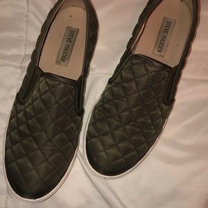 LAST CALL!! Steve Madden slip ons